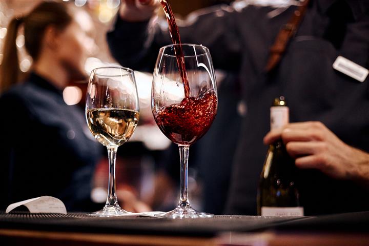 benefits drinking wine